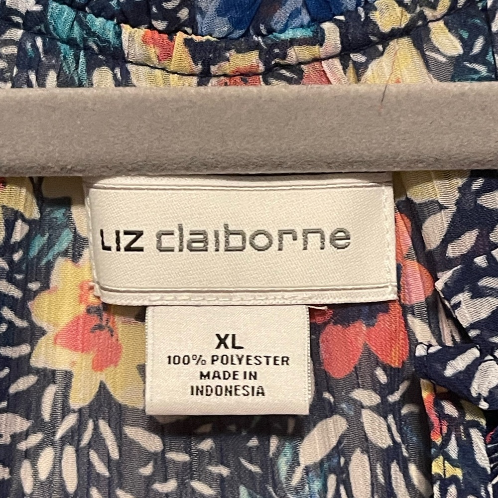 Liz Claiborne Floral Flowy Tank Top - Picture 6 of 6